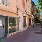 Mon petit nid d\'amour au cœur historique de Fréjus